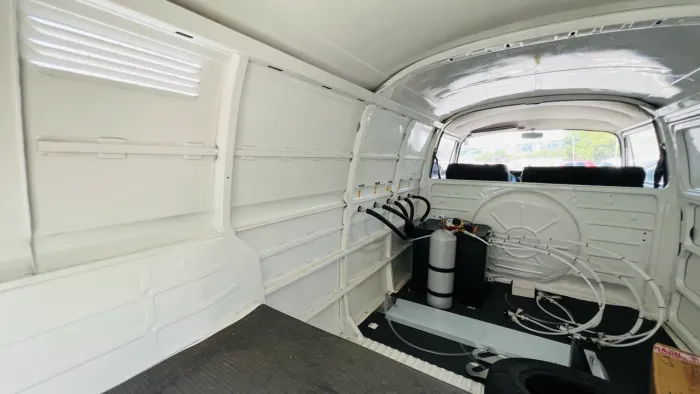 Volkswagen Kombi Standard/ Luxo/ Serie Prata 1987