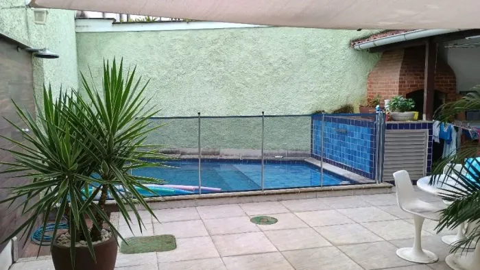 Casa com 3 quartos, para alugar, 298 m² por R$ 5.520/mês - Grajaú - Rio de Janeiro/RJ