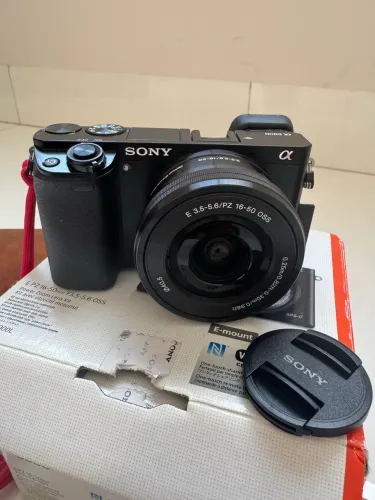 Sony Alfa 6000