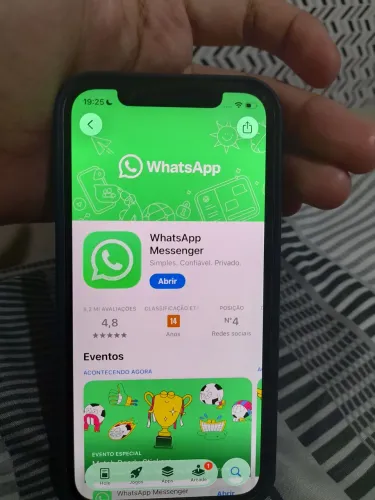 Iphone 12 lilás