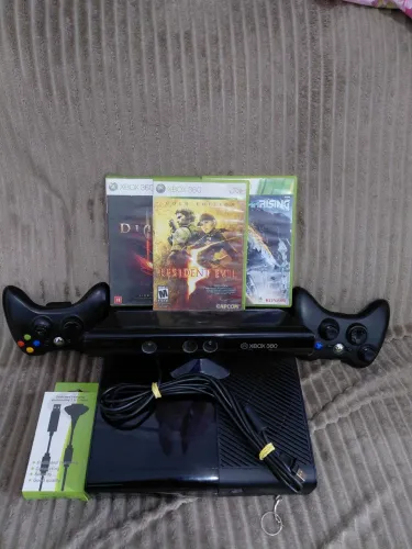 Xbox 360 Super Slim
