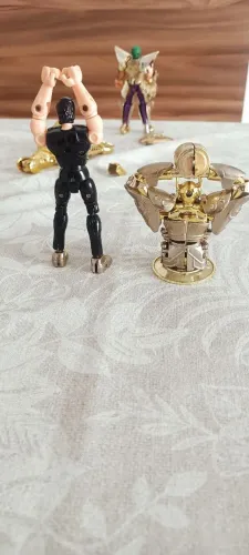 Boneco cavaleiro do zoodiaco Camus