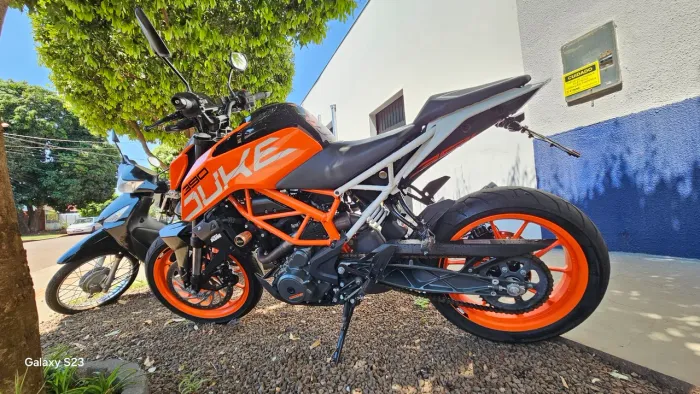 Ktm duke 390
