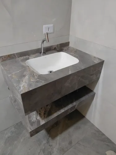 Bancada em porcelanato 
