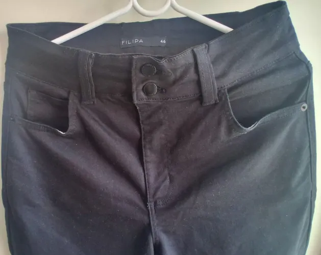 Calça feminina,seminova