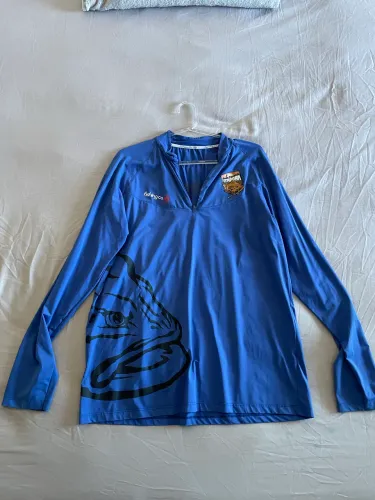 Camisa de pesca semi nova Fshing co. UPF 50+
