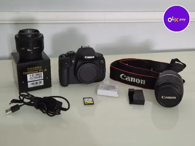 Câmera Canon EOS 700D (Rebel T5i) + Lente 18-55mm + Lente 50mm F1.8 - Kit Completo