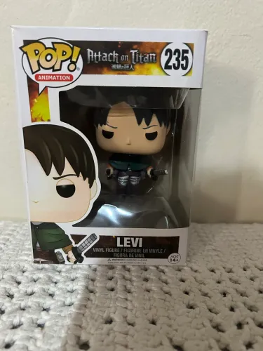 Funko Pop Levi - Attack on Titan
