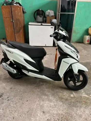 Honda elite 125