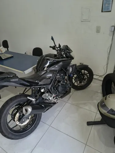 YAMAHA SPORTIVA MT 03 321/ABS 2018/2019 PRETA GASOLINA COM 22.300 KILOMETROS RODADOS
