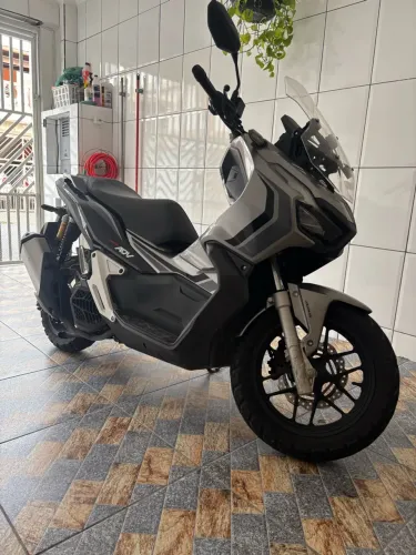 Honda ADV 150 2023