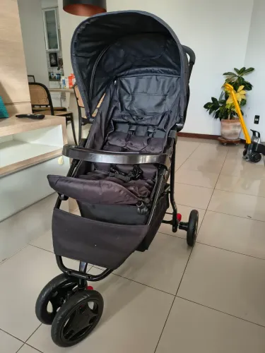 Carrinho de bebê COSCO