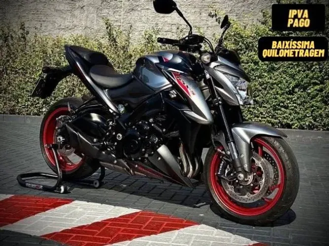 Suzuki gsx-s1000 abs 2023 esportiva