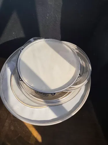 Casco de bateria com aros e peles
