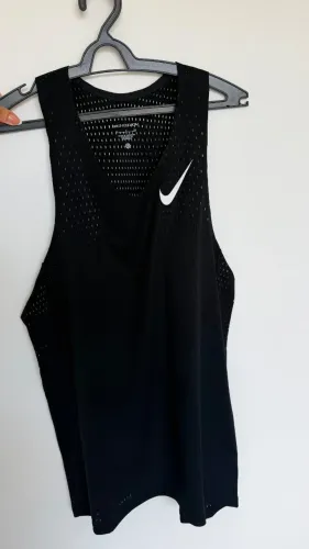 Aeroswift P masculina preta