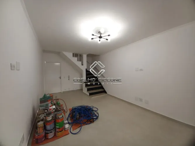 Sobrado com 3 dormitórios, 2 banheiros ao total para Locação, 120m² por R$5.500,00