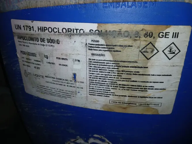 Hipoclorito de sódio vendo 200 litros, leia a descrição