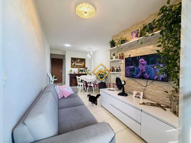 Apartamento com 3 Quartos sendo 1 suíte e 2 Vagas na Beira-Mar de Maceió | 65m²