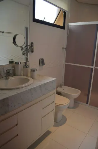 Apartamento à venda, 4 quartos, 1 suíte, 2 vagas, Centro - Florianópolis/SC
