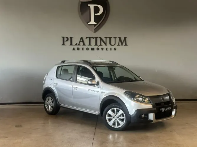 Renault Sandero Stepway Hi-flex 1.6 16V 5P Aut. 2013