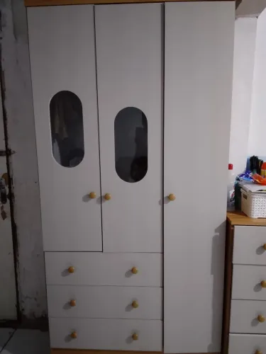 Berço e Guarda roupa