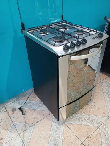 Fogão Eletrolux inox espelhado