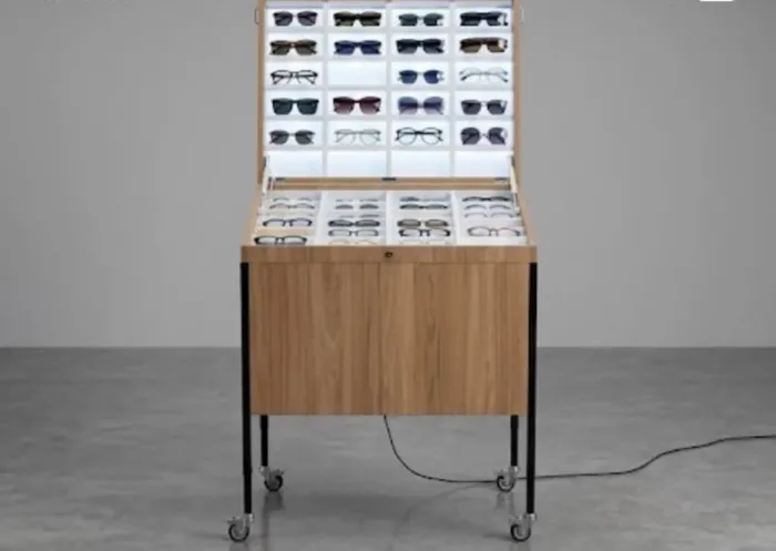 Quiosque de Óculos Móvel / Desmontável com LED e compartimento para Estoque