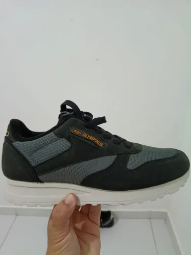 Tênis masculino olímpikus original zerado na caixa n38,39 por apenas 250 reais
