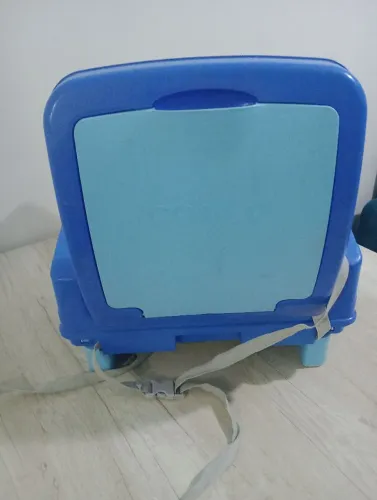 Cadeira alimentação portátil marca COSCO