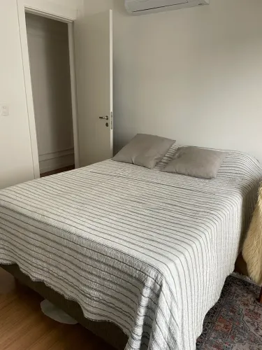 Cama casal com box venda 