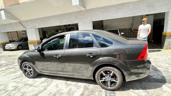 Ford Focus Sedan 2.0 16v/2.0 16V Flex 4P Aut. 2013