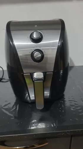Air fryer em bom estado