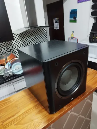 Subwoofer Bowers Wilkins (B&W) ASW600 10 polegadas 127v 23 hz maravilhoso