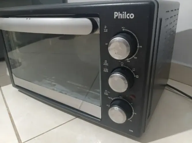 Forno Elétrico Philco 36L com defeito