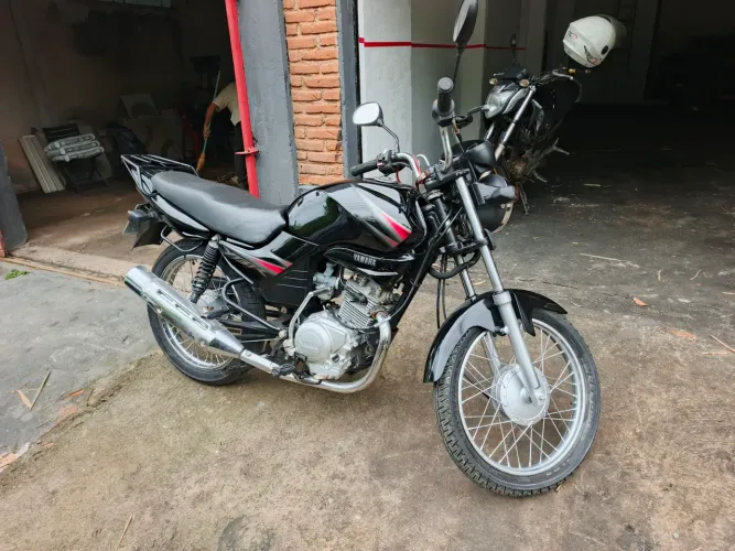 Vendo ou troco YBR 125 k 2005