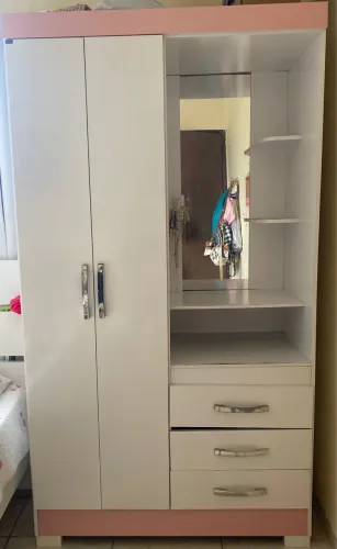 Guarda roupa