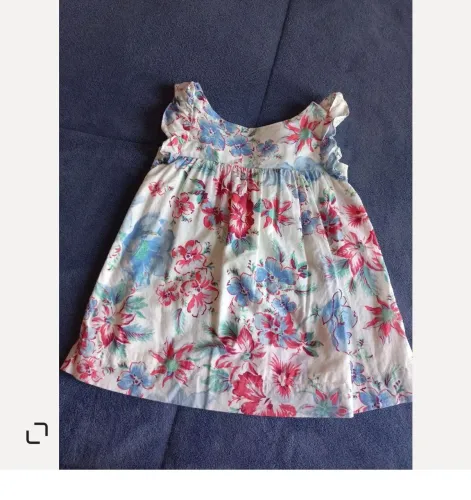 Vestido Gap Florido menina 18 meses