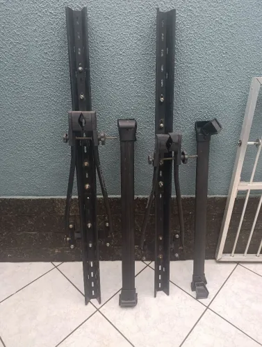 Trans bike semi novo suporte de montagem. Rak. Estou vendendo por não servir no carro novo