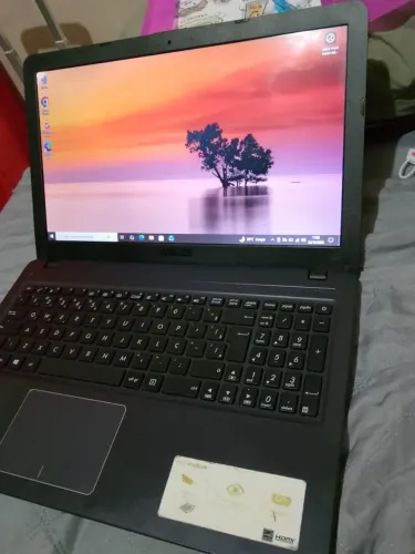 Asus vivobook 15 $$850$$
