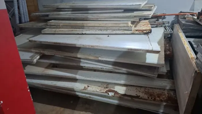 Painel de câmera fria. 5cm. Valor: 50,00 reais o metro.