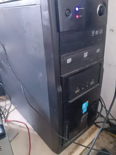 CPU i3 8gb HD de 500gb 4°geração