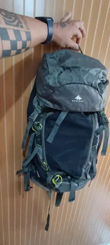 Mochila Quechua Decathlon 30 litros Camping Expedição