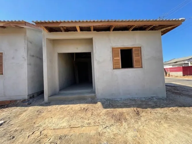 Casa com 2 dormitórios à venda, 45 m² por R$ 196.850,00 - Volta Curta - Araranguá/SC