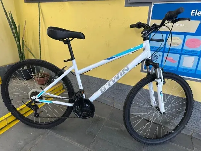 Bicicleta Shimano Btwin 120 aro 26 