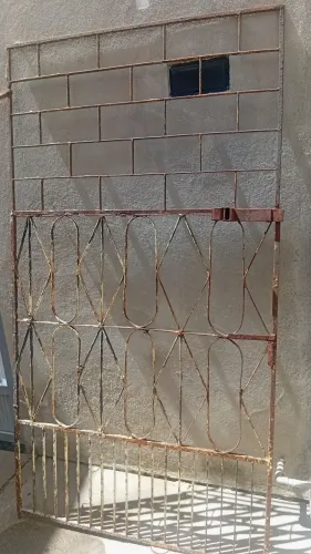 Portão de ferro usado