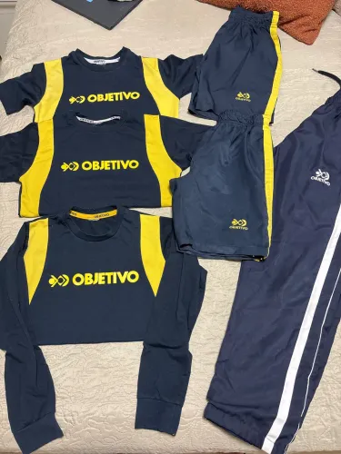 Kit uniforme colégio Objetivo 10 anos