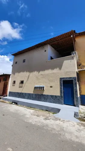 Alugo KitNet no Planalto Turu 3 na Avenida Acre, próximo a Fribal e a Bike Mania.