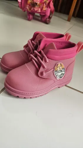 Bota sky patrulha canina