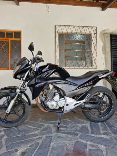 Honda CB 300R Flex 2013/2014 só 12.800,00