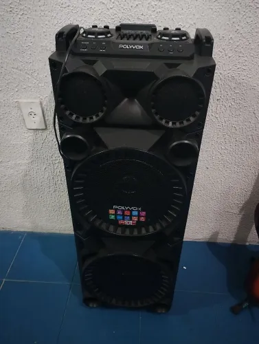 Vendo Torre de Som Polyvox 1800 W